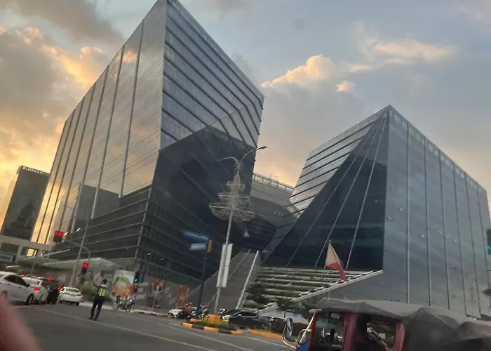 Shore 2 Family 2 Beds Balcony View Wifi Tv Moa 735 Manila
